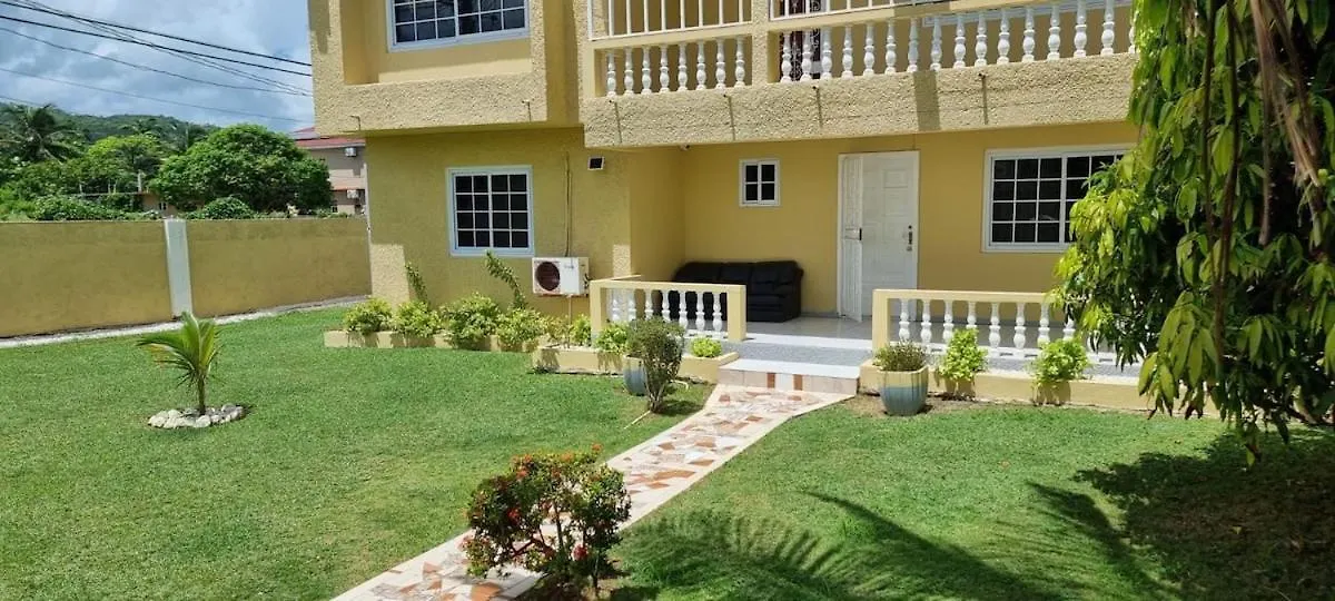 Ocho Rios Holiday Home Tower Isle 招待所